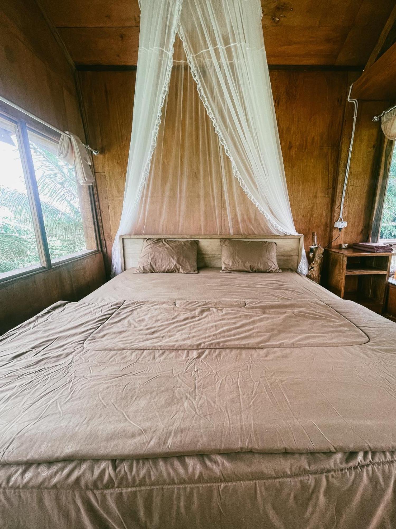 Coconut Homestay Tetebatu Exterior foto